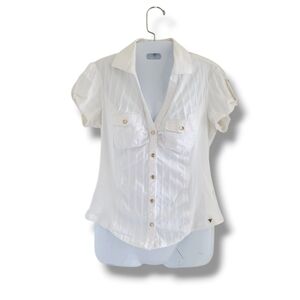 Express | Cute White Y2K Short Sleeve Ribbed Button Up Top (SIZE XS)